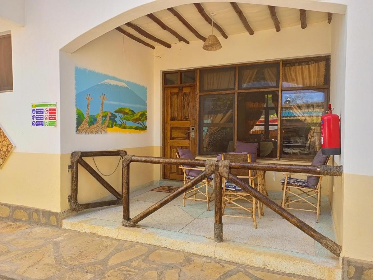 Simba Apartments Diani Beach Εξωτερικό φωτογραφία